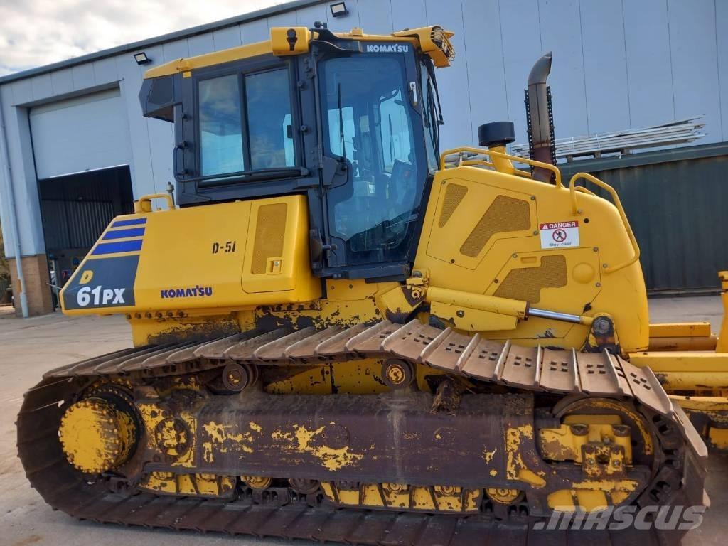 Komatsu D61PX-24 Buldožeri gusjeničari