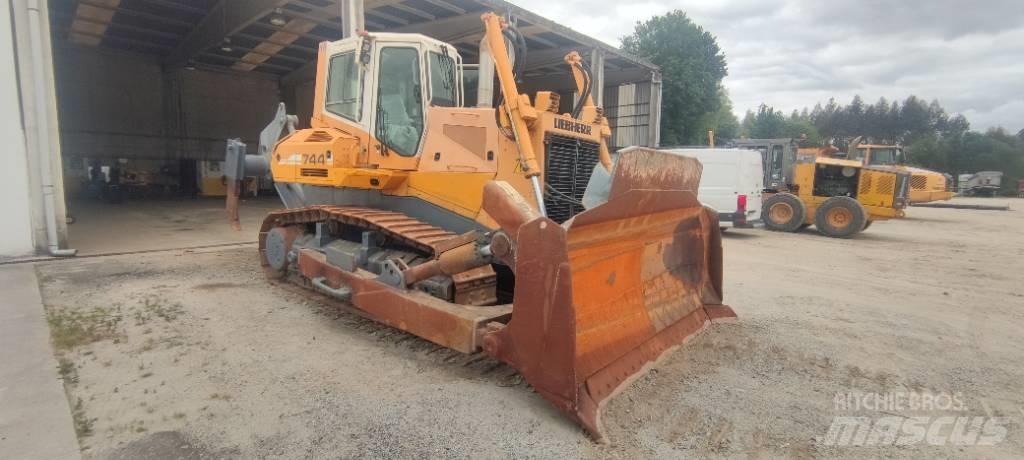 Liebherr PR 744 L Buldožeri gusjeničari