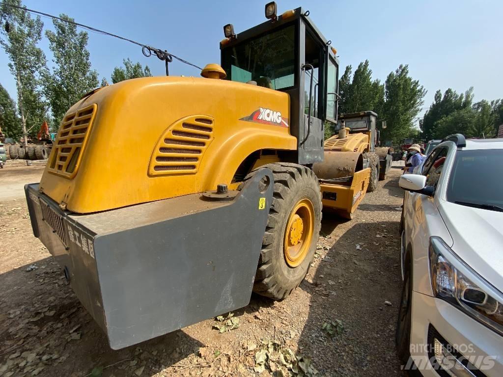 XCMG XSM 220 Valjci sa jednim bubnjem