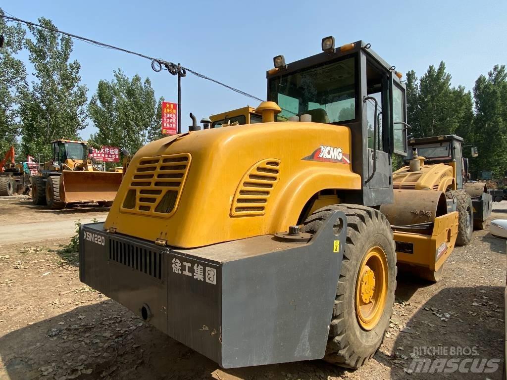 XCMG XSM 220 Valjci sa jednim bubnjem