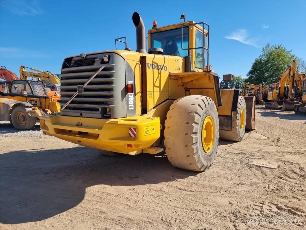 Volvo L 180 E Utovarivači na kotačima