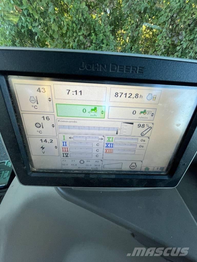 John Deere 6150 R Traktori