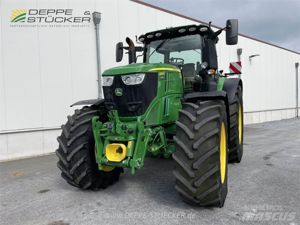 John Deere 6230R Traktori