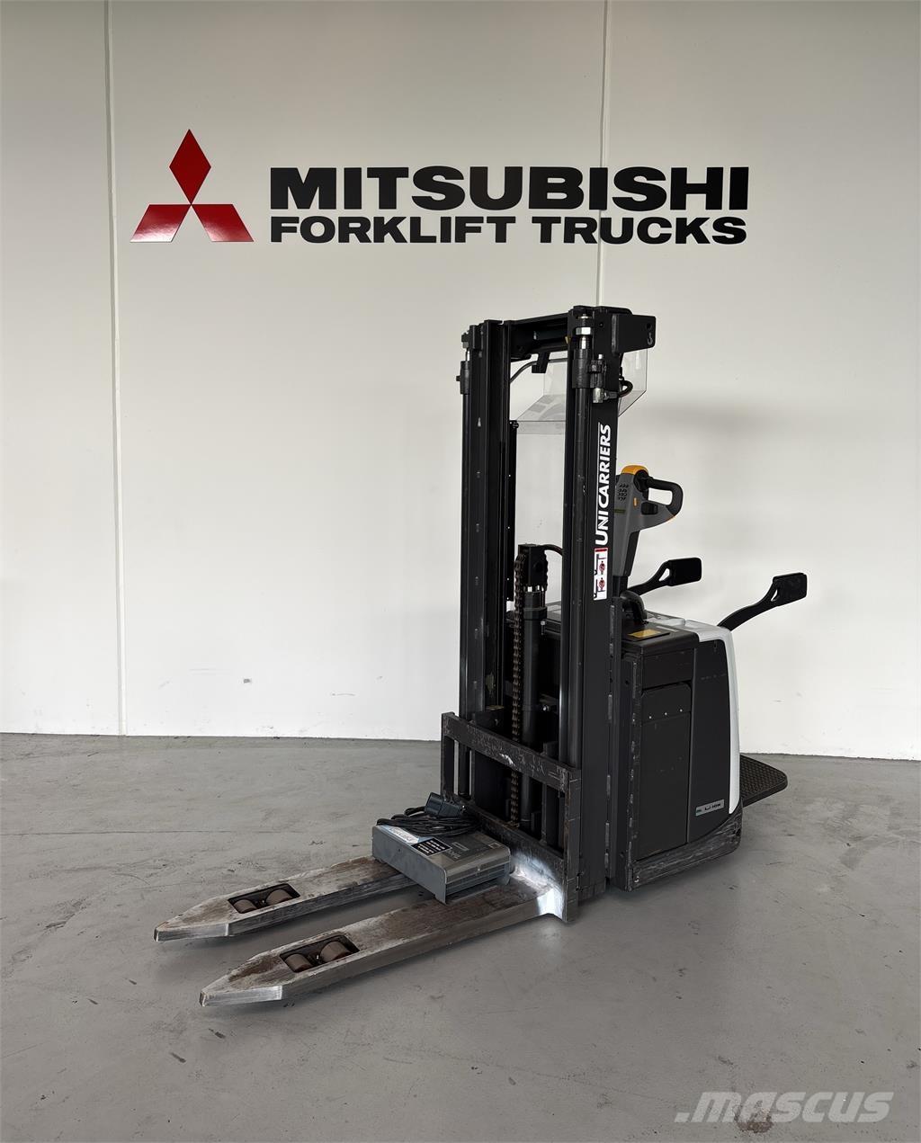 Atlet PSP160 Samopogonski ručni viličari