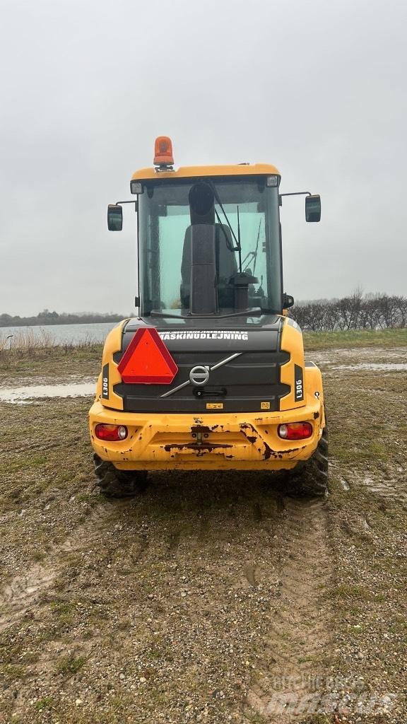 Volvo L 30 G Utovarivači na kotačima