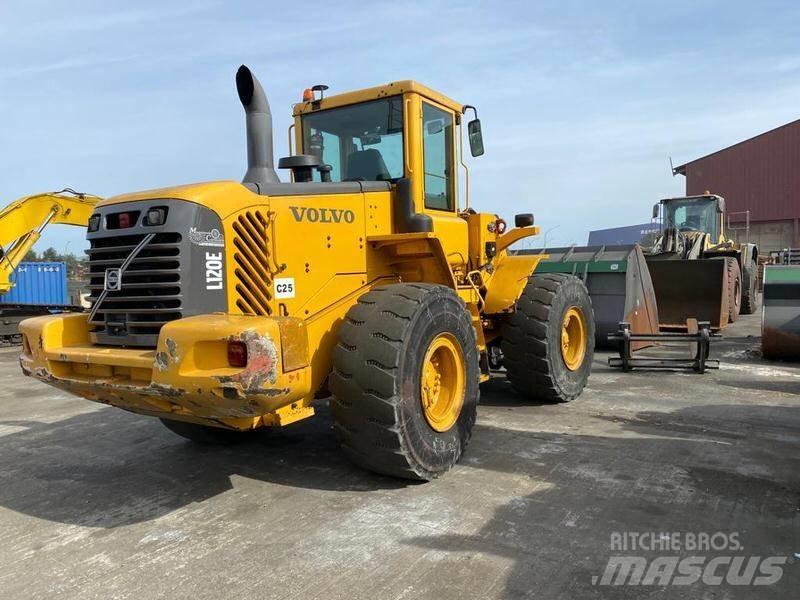 Volvo L 120 E.Ref.10 Utovarivači na kotačima