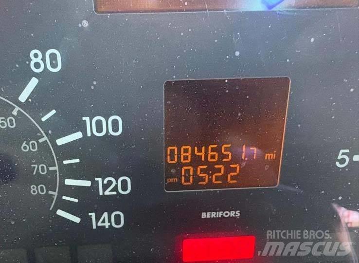 Bronto F32 RL Auto košare