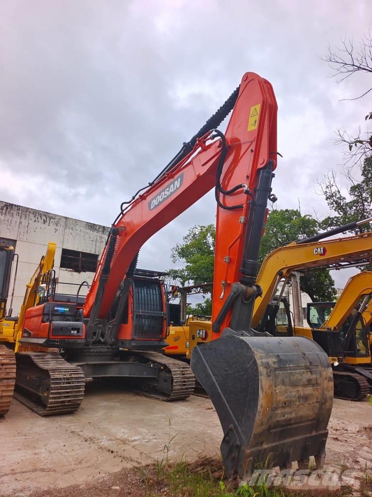 Doosan DX 300LC-9C Bageri gusjeničari