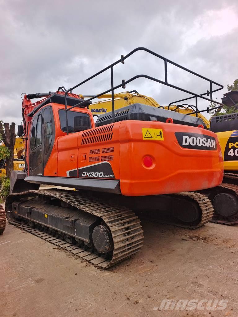Doosan DX 300LC-9C Bageri gusjeničari