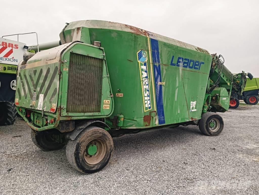 Faresin LEADER 2600 Mikser hranilice