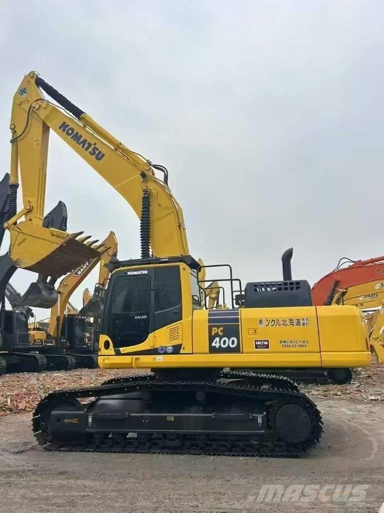 Komatsu 400-8 Bageri gusjeničari