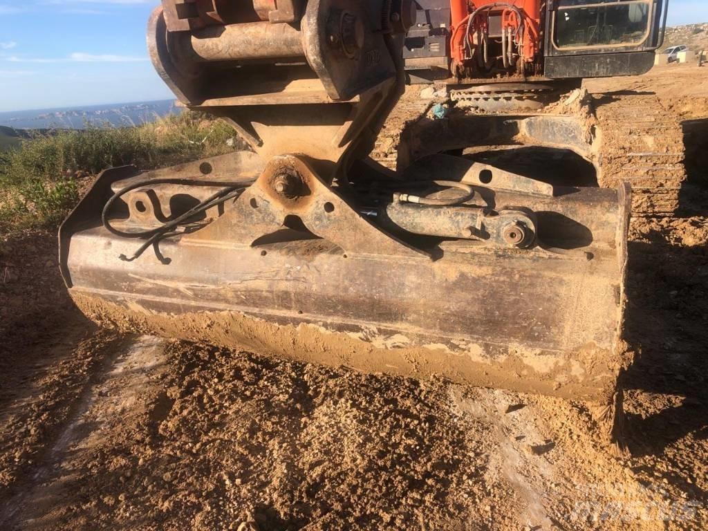 Hitachi ZX350LCN-6 Bageri gusjeničari