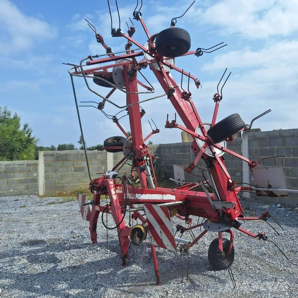 Kverneland Z765 Okretači i sakupljači sijena