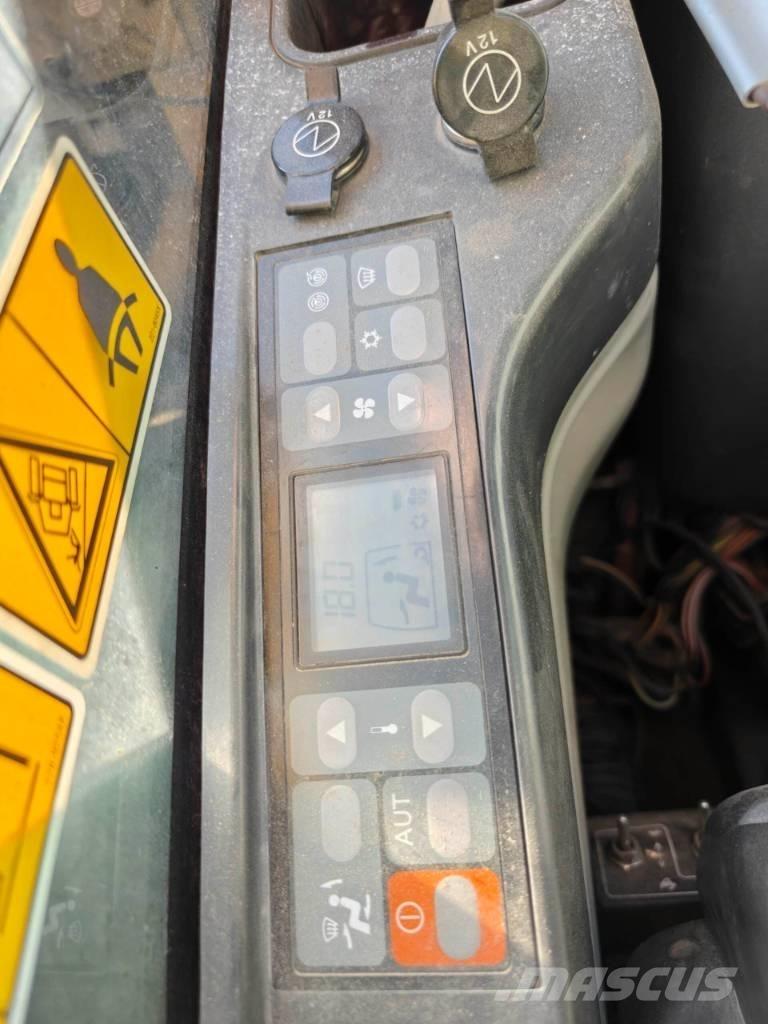 CAT 320 D LRR Bageri gusjeničari