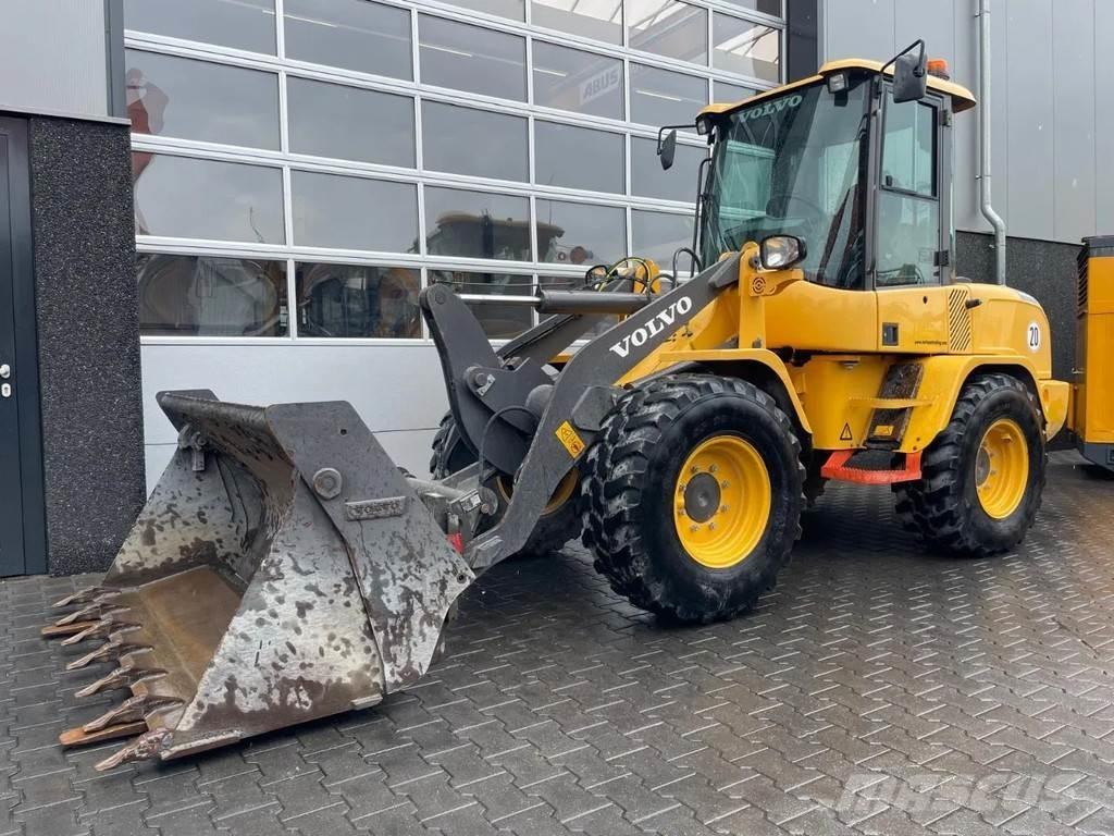 Volvo L30G Utovarivači na kotačima