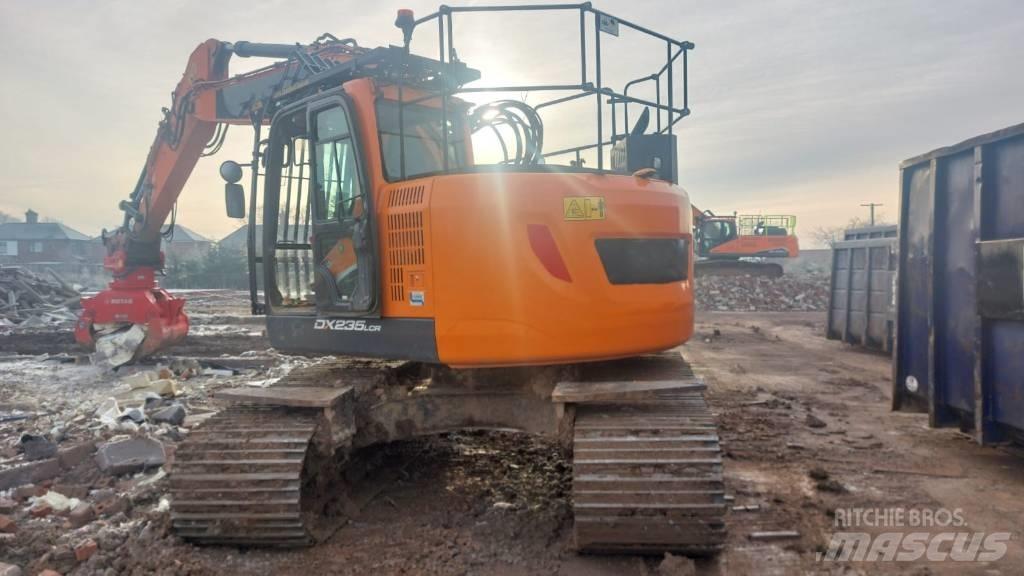 Doosan DX 235 LCR-5 Bageri gusjeničari