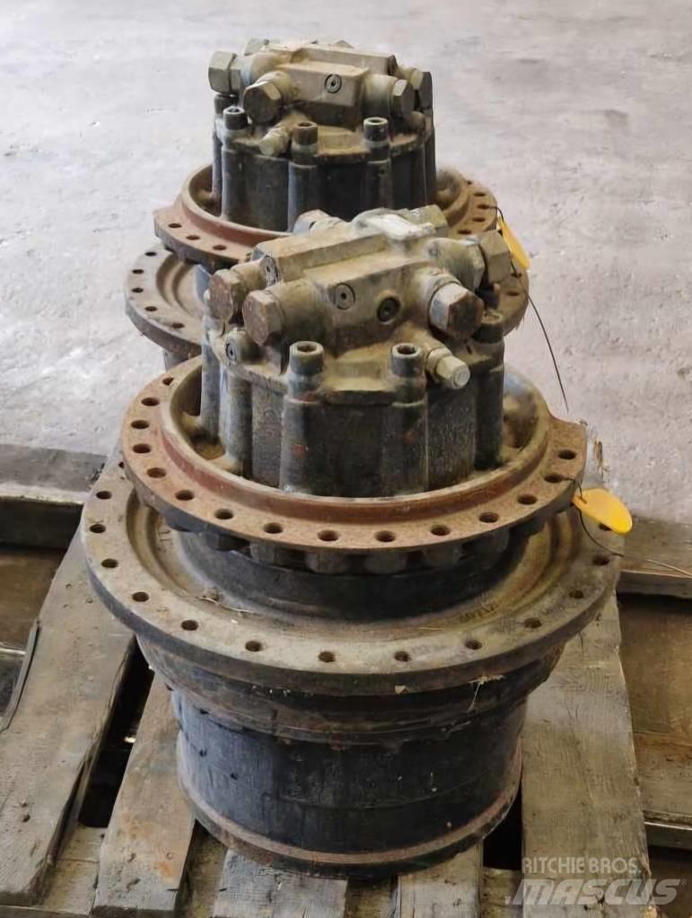 Hitachi ZX 300 Gusjenice