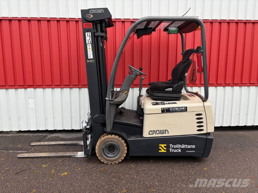 Crown SC3220 Električni viličari
