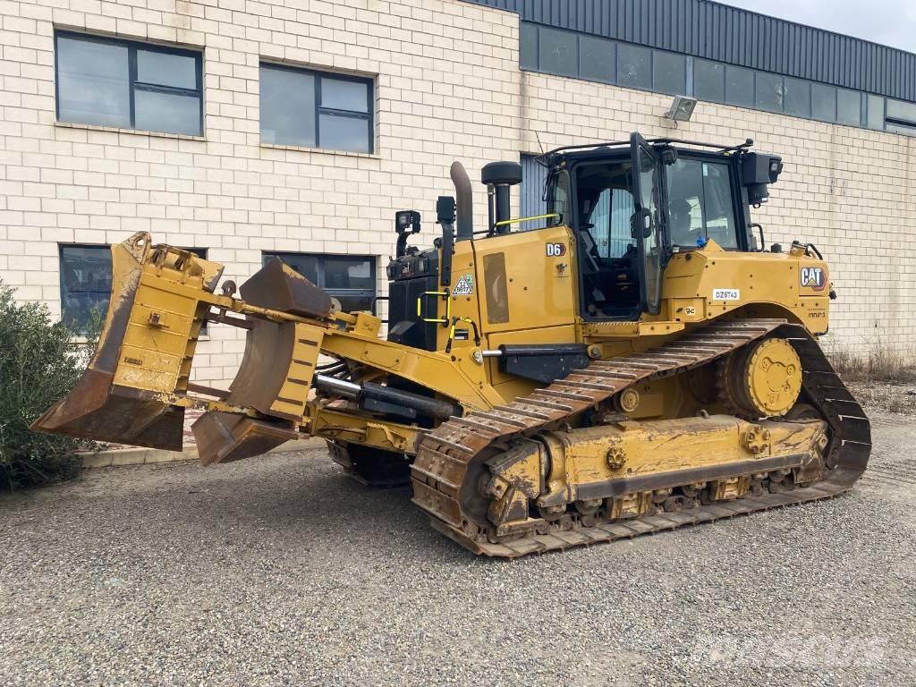 CAT D 6 Buldožeri gusjeničari