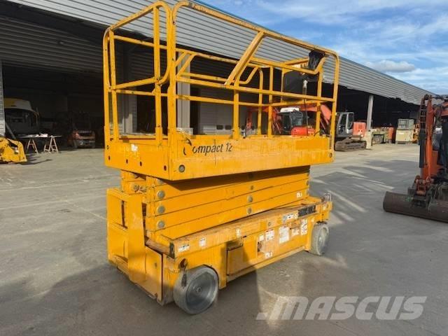 Haulotte Compact 12 Škaraste platforme
