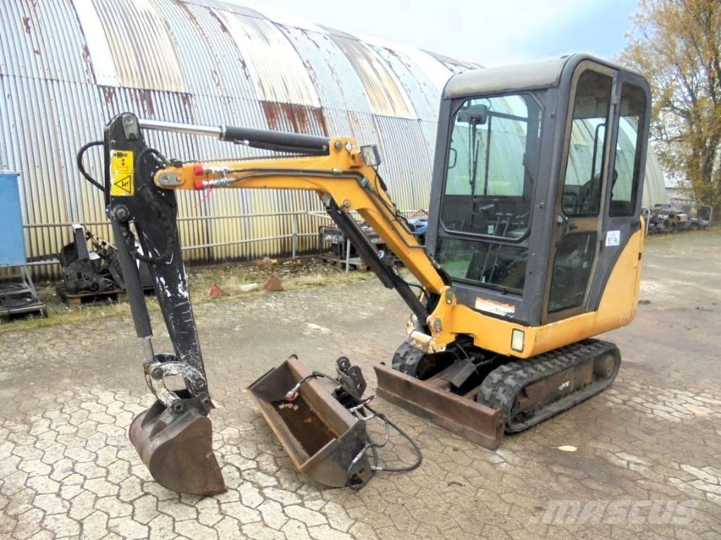 Bobcat 320 D Mini bageri <7t