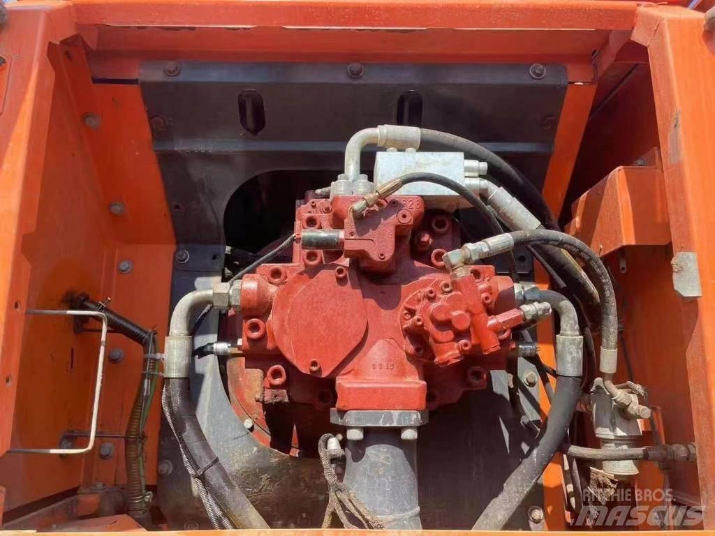 Doosan DX 420 Bageri gusjeničari