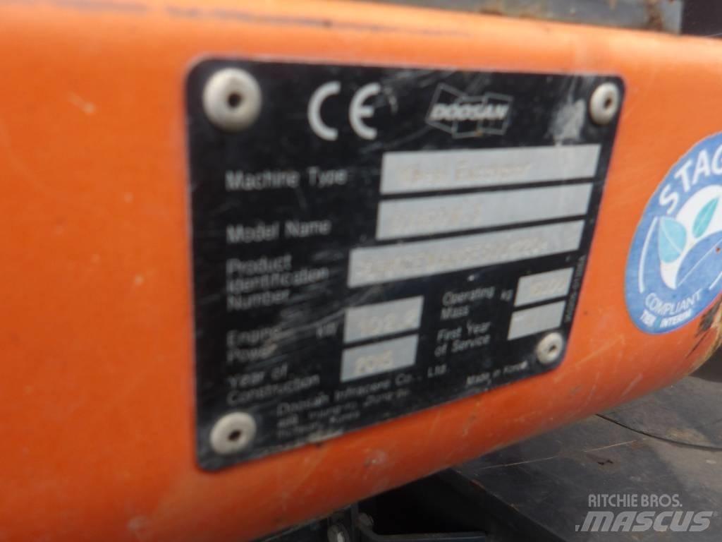 Doosan DX 160 W Bageri na kotačima