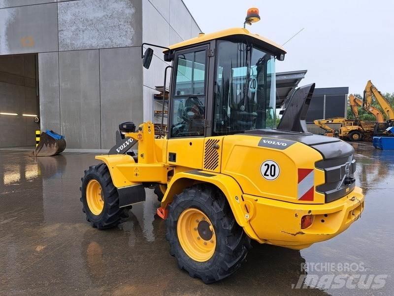 Volvo L 35 G Utovarivači na kotačima