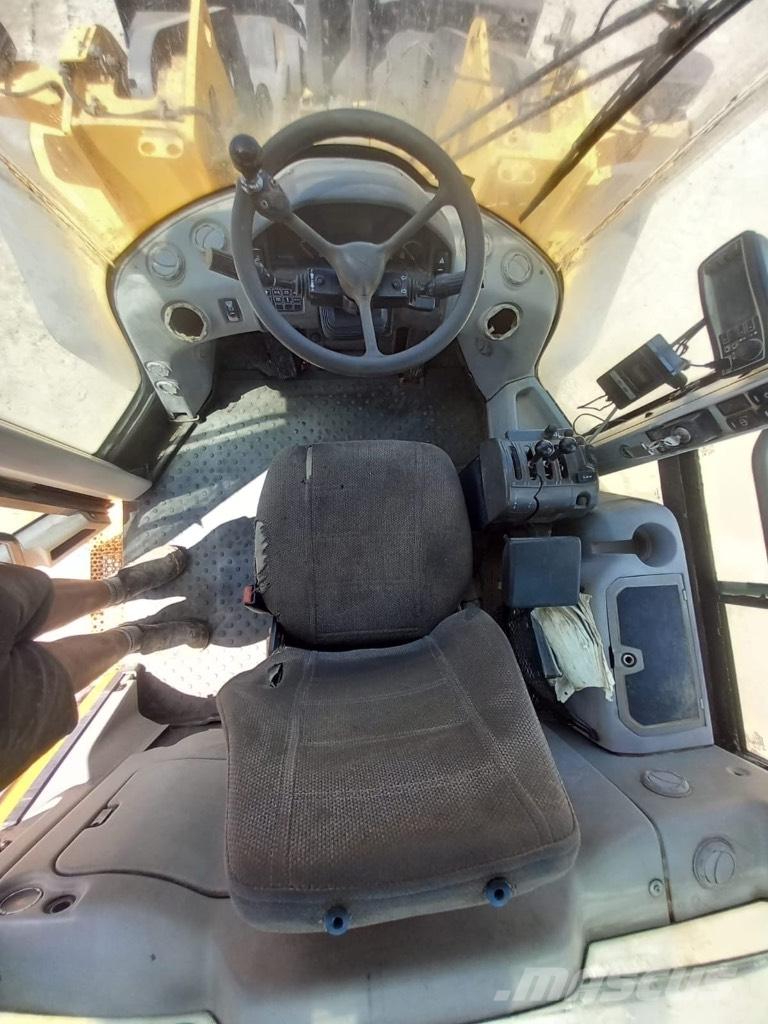 Volvo L 120 F Utovarivači na kotačima