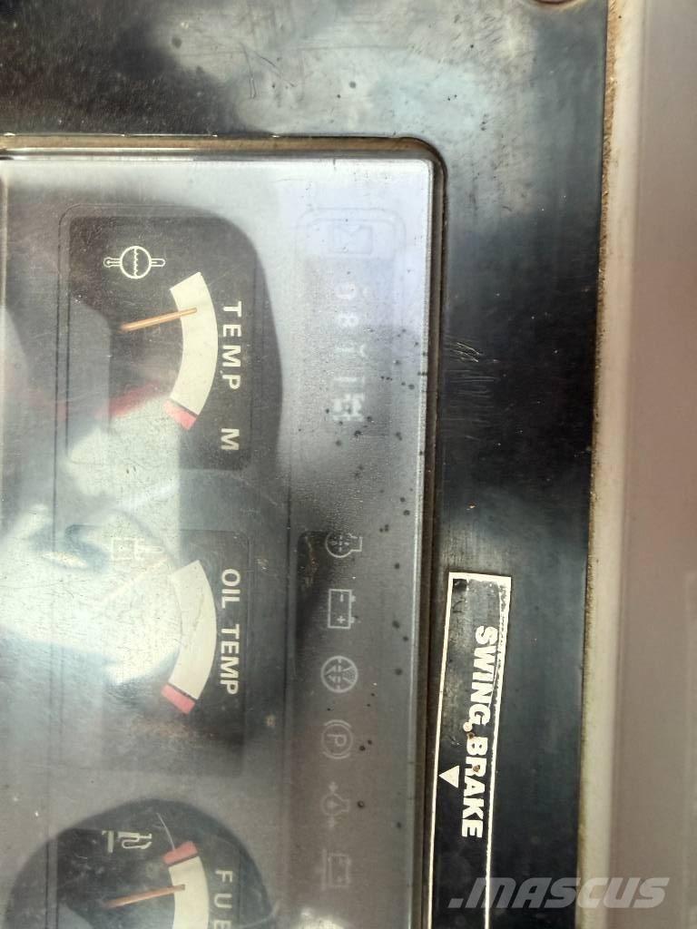 Sumitomo SC700-5 Kranovi sa gusjenicama