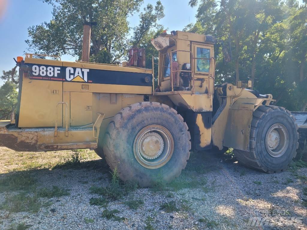 CAT 988 F Utovarivači na kotačima