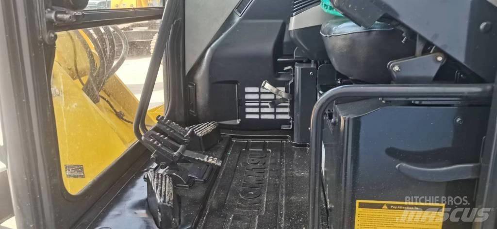 Komatsu PC 56 Bageri gusjeničari