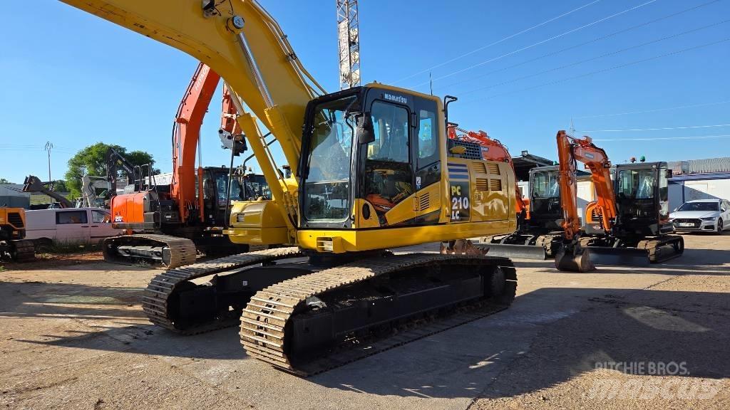Komatsu PC 210 Bageri gusjeničari