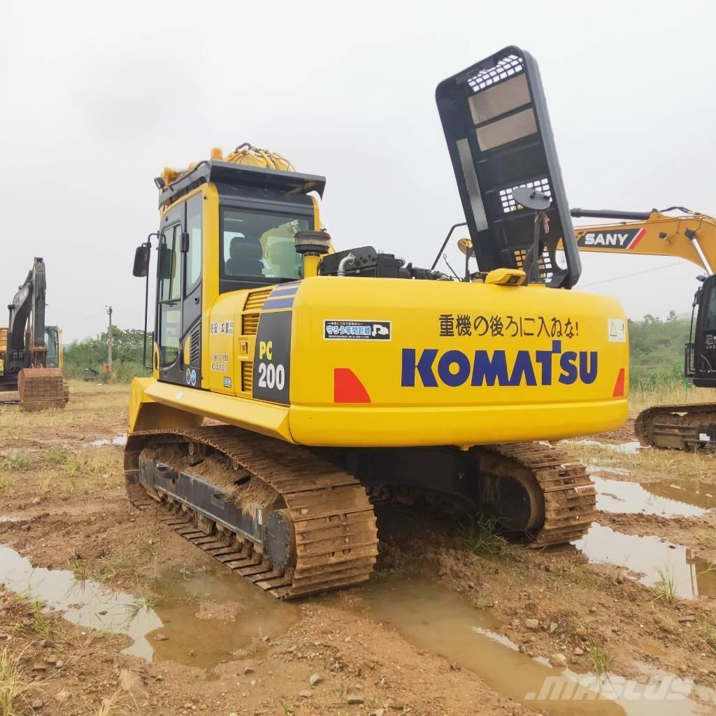 Komatsu PC200-8 Bageri gusjeničari