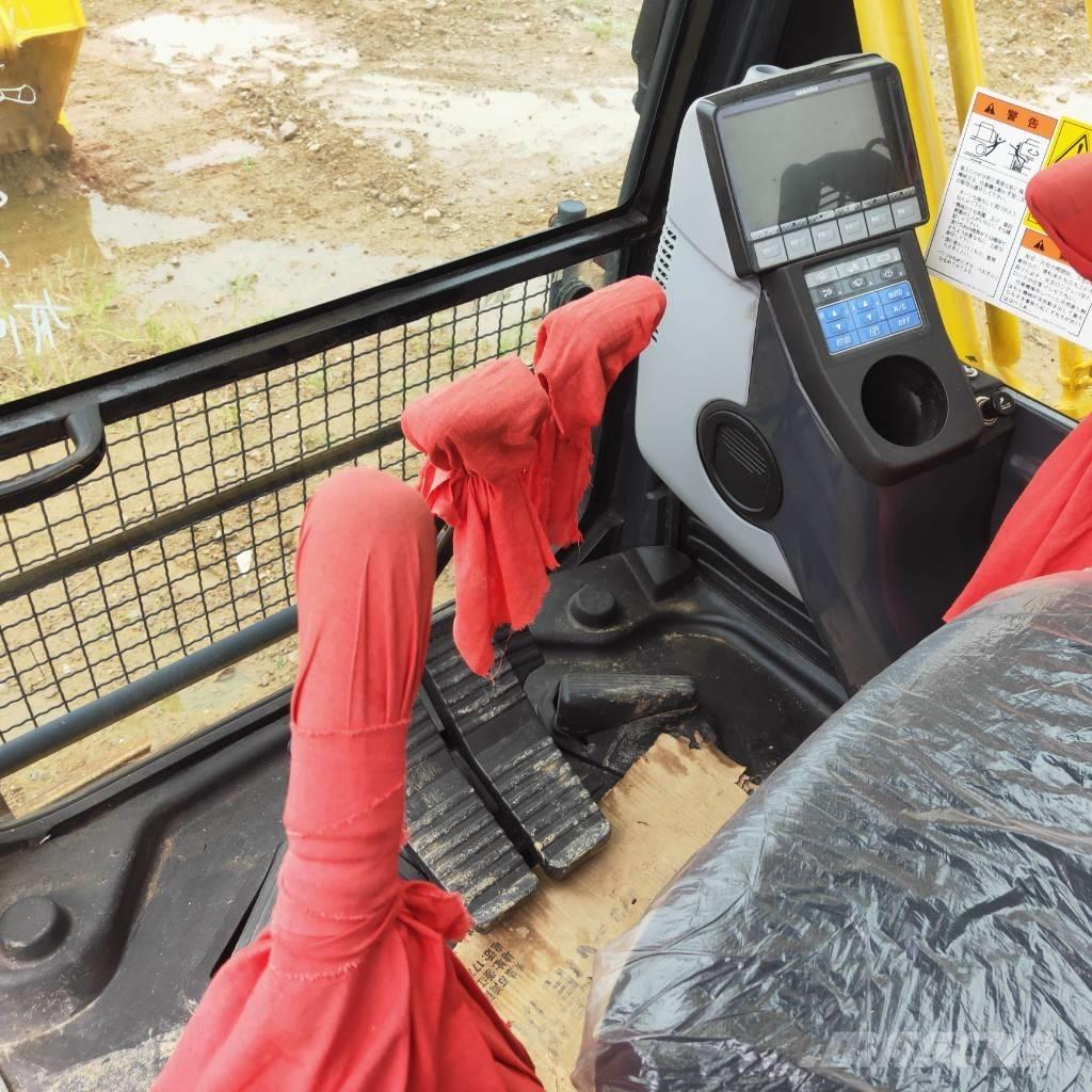 Komatsu PC200-8 Bageri gusjeničari