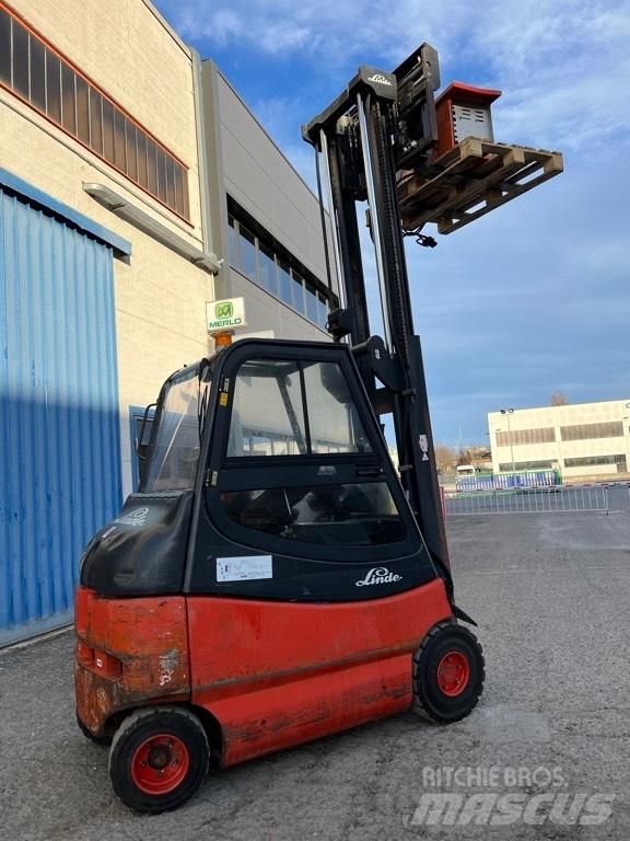 Linde E 25 Električni viličari