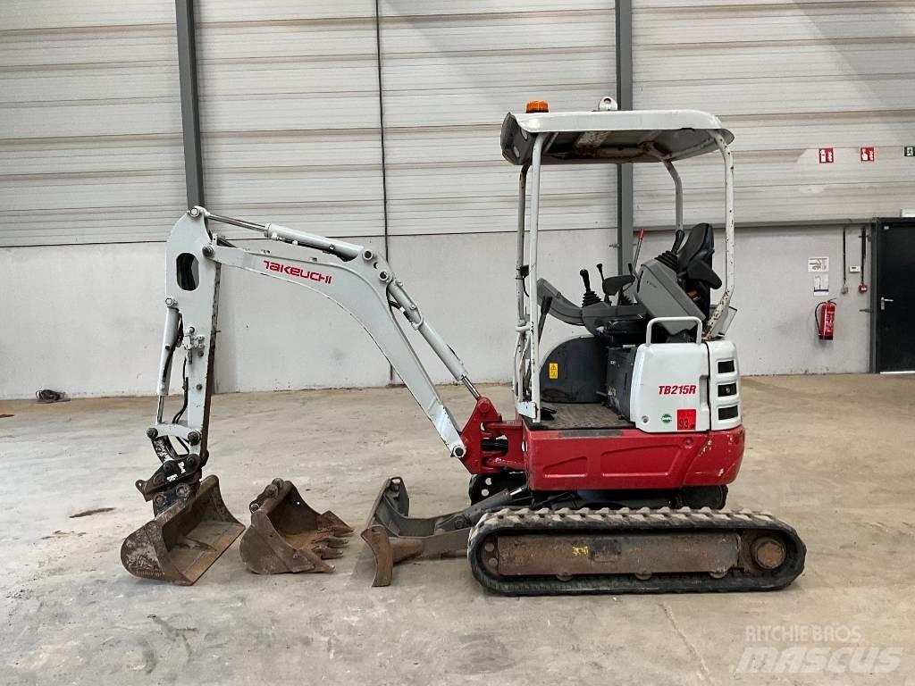 Takeuchi TB 215 R Mini bageri <7t