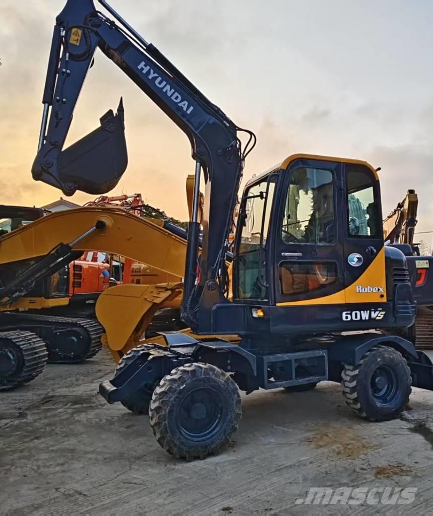 Hyundai R60W Bageri na kotačima