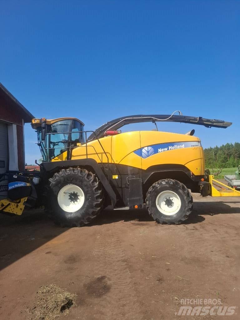New Holland FR 9080 Strojevi za krmu na vlastiti pogon
