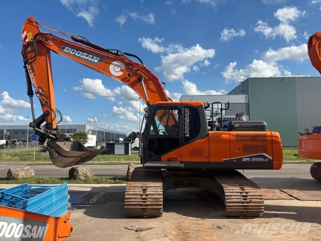 Doosan DX225LC-7 Bageri gusjeničari