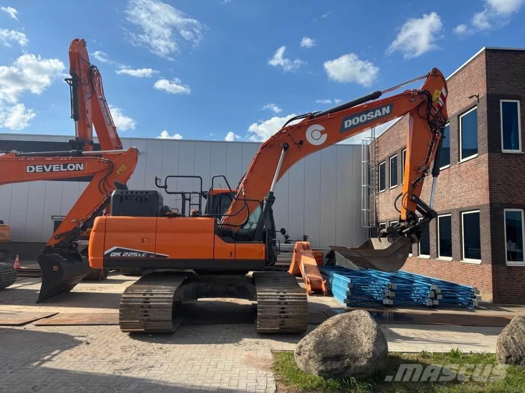Doosan DX225LC-7 Bageri gusjeničari