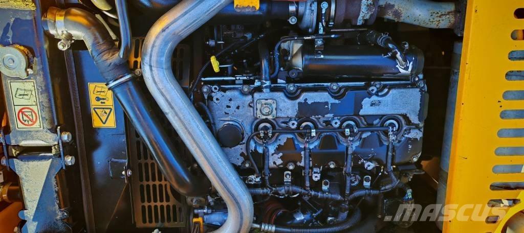 JCB JS 145 W Bageri na kotačima