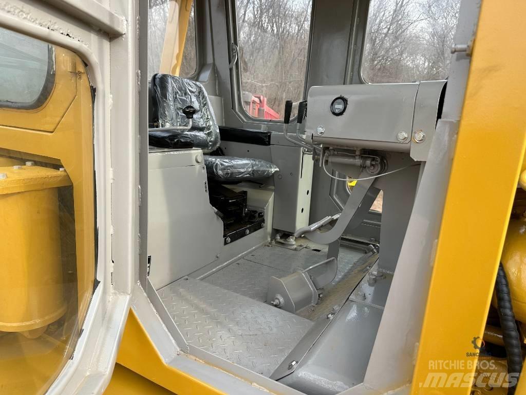 CAT D 7 G Buldožeri gusjeničari