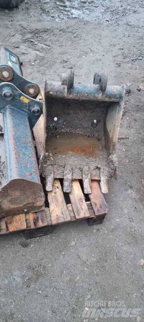 Hyundai R25Z-9AK Mini bageri <7t