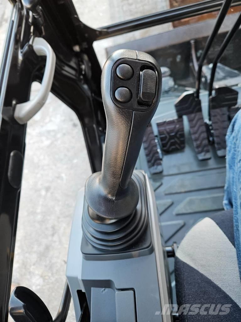 CAT 313 F L Bageri gusjeničari