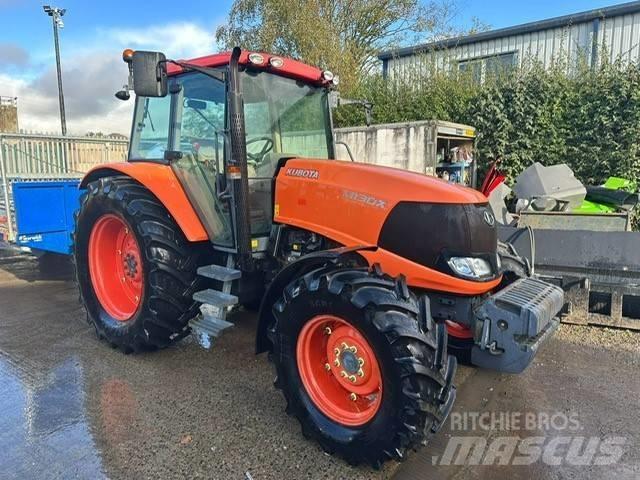 Kubota M130X Traktori