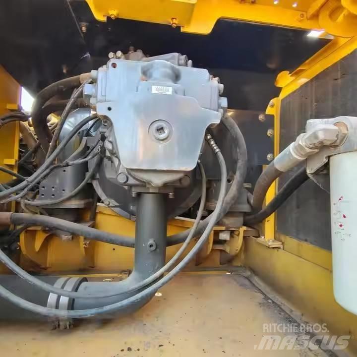Komatsu PC360 Bageri gusjeničari