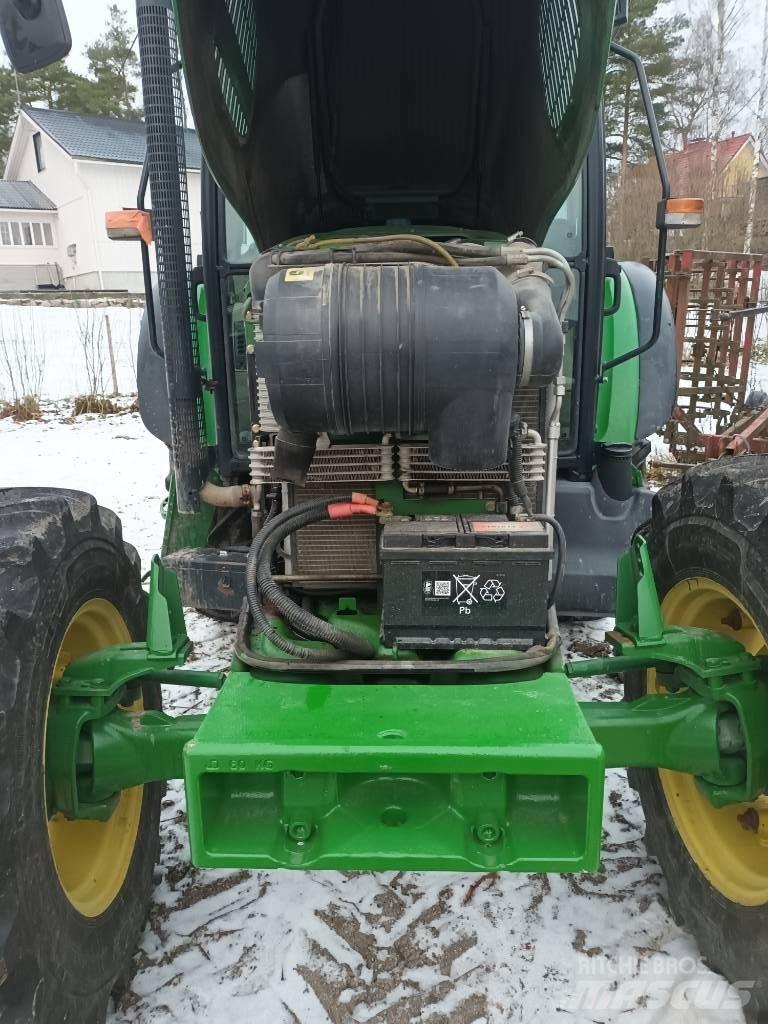John Deere 5090 M Traktori