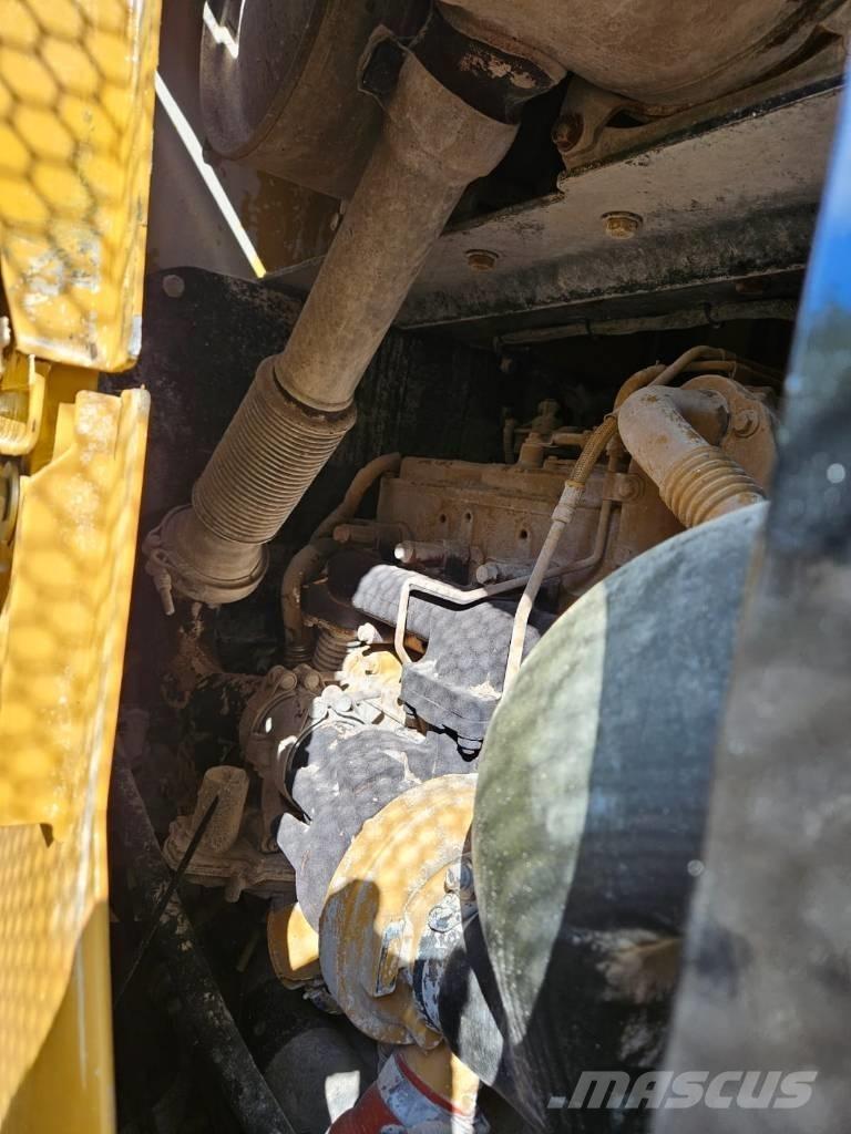 CAT 930 M Utovarivači na kotačima