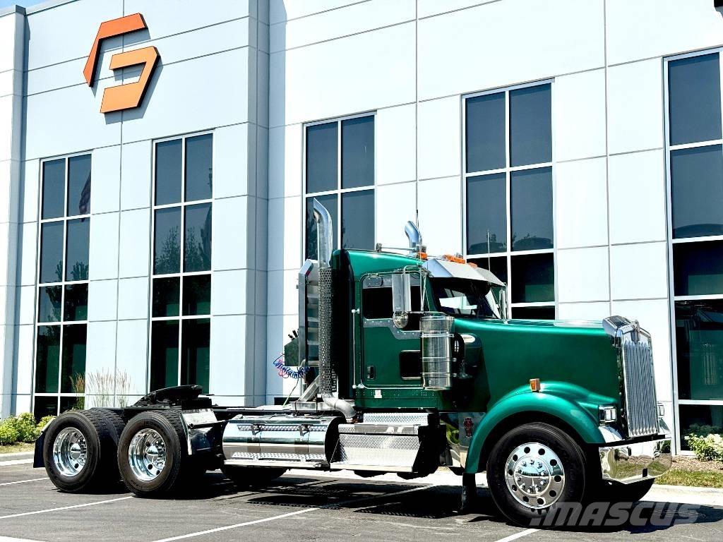 Kenworth W 900 Traktorske jedinice